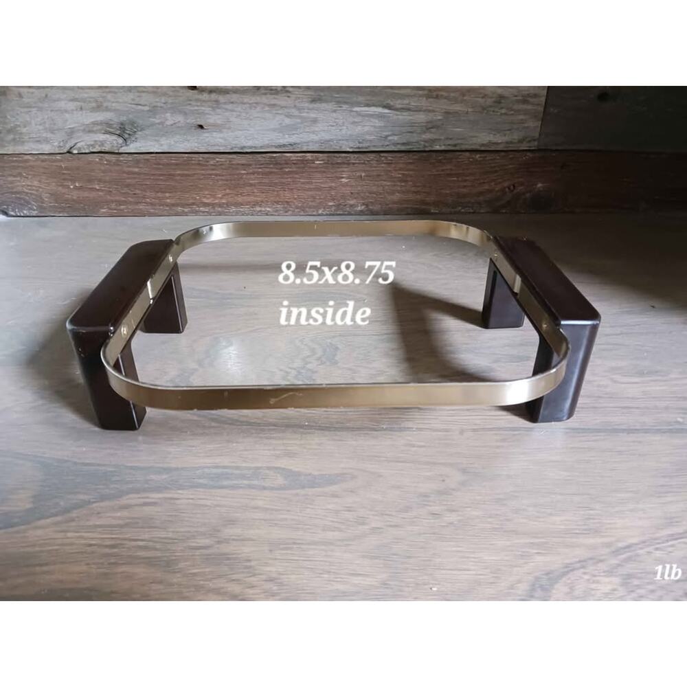 Vintage Pyrex casserole stand